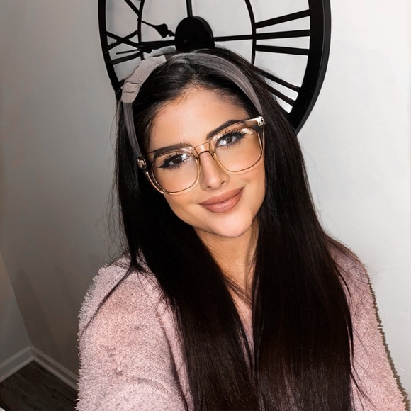 Meet your Posher, Anna - Picture 4 of 7